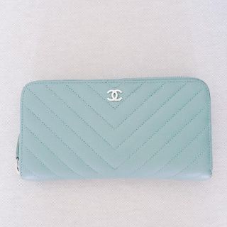 シャネル(CHANEL)の☆★レア♪CHANELシャネルVキルティングロングジップウォレット☆★(財布)