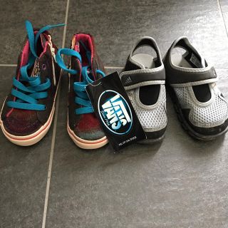 ヴァンズ(VANS)のVANS kids スニーカー、adidas kids サンダル(スニーカー)