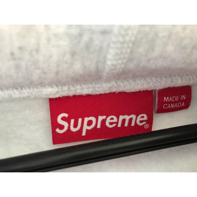 Supreme(シュプリーム)のsupreme paisley fuck em all hooded sweat メンズのトップス(パーカー)の商品写真