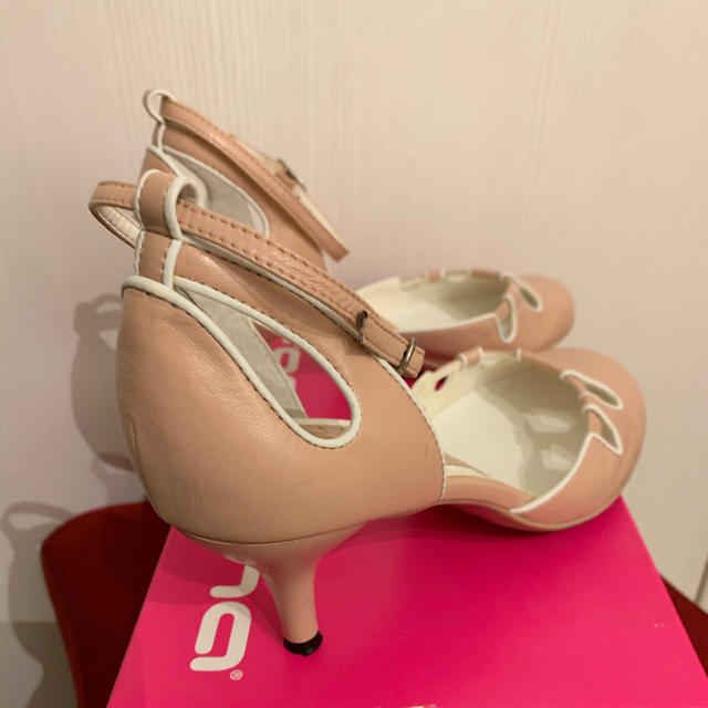 Fornarina(フォルナリーナ)のFornarinaパンプス(ライトピンク)24cm レディースの靴/シューズ(ハイヒール/パンプス)の商品写真