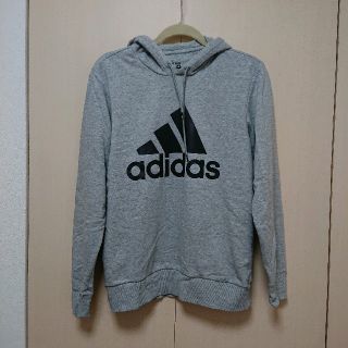 アディダス(adidas)のadidas  パーカー(パーカー)