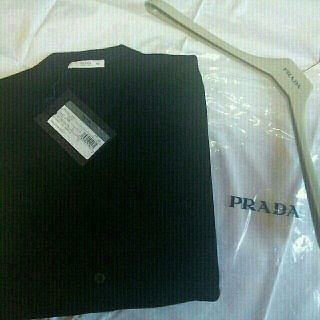 プラダ(PRADA)の超目玉☆未使用！  プラダ カーディガン(カーディガン)