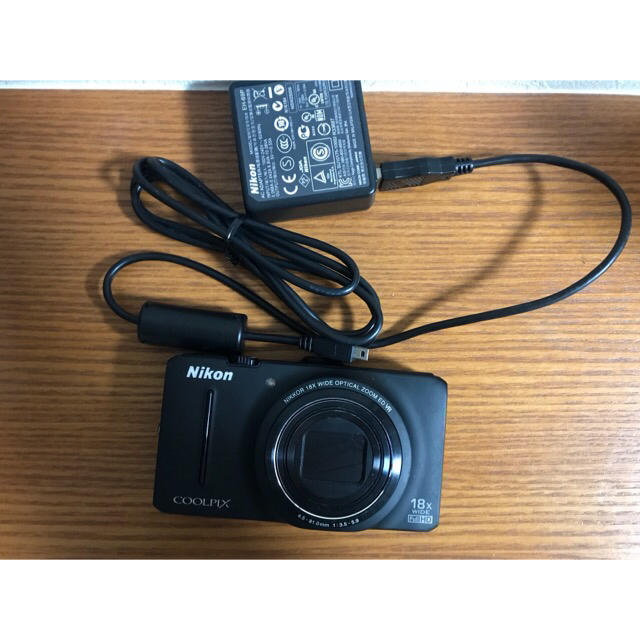 Nikon COOLPIX S9300 1