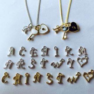 イニシャルネックレス♥️オーダーメイド(ネックレス)