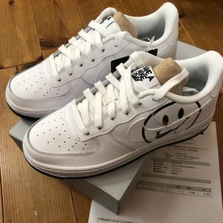 ナイキ(NIKE)の新品 NIKE AIR FORCE1 LV8 2(GS) 5Y(23.5㎝) (スニーカー)