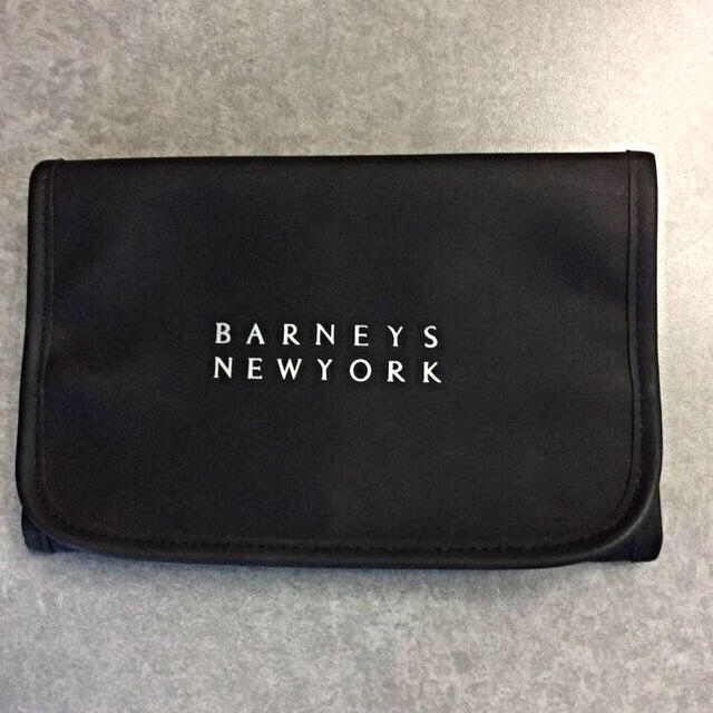 BARNEYS NEW YORK(バーニーズニューヨーク)のバーニーズニューヨークのポーチ レディースのファッション小物(ポーチ)の商品写真