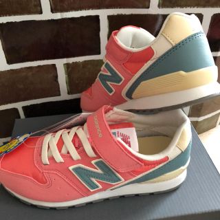 ニューバランス(New Balance)の箱付き発送☆ニューバランス 人気の996 スニーカー 21.0cm(スニーカー)