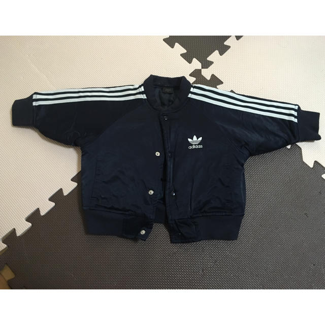 adidas(アディダス)のay'sshop様専用 adidas ベビー ブルゾン 9M キッズ/ベビー/マタニティのベビー服(~85cm)(ジャケット/コート)の商品写真