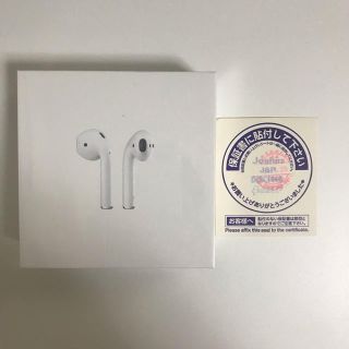 アップル(Apple)の新品 airpods  ビニール未開封 Apple 保証付き(ヘッドフォン/イヤフォン)