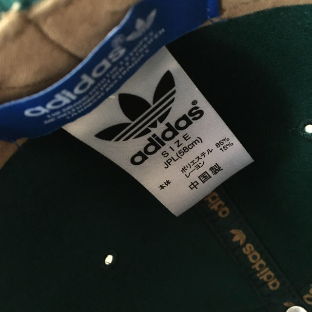 adidas(アディダス)のアディダス オリジナルス キャップ 58cm メンズの帽子(キャップ)の商品写真