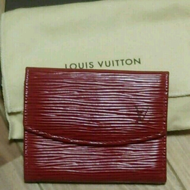 LOUIS VUITTON(ルイヴィトン)のLVエピ☆コインケース レディースのファッション小物(コインケース)の商品写真