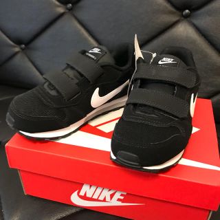 ナイキ(NIKE)の【バレンタインセール】ナイキ MDランナー2 ／17 18 19 20 21(スニーカー)