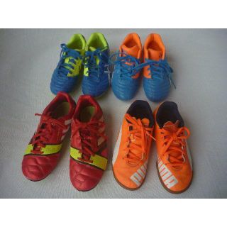 ミズノ(MIZUNO)のサッカー　スパイク　19ｃｍ　20ｃｍ　(シューズ)