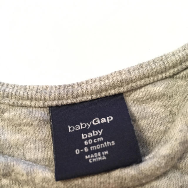 babyGAP(ベビーギャップ)のベビーギャップ  キッズ/ベビー/マタニティのベビー服(~85cm)(ロンパース)の商品写真