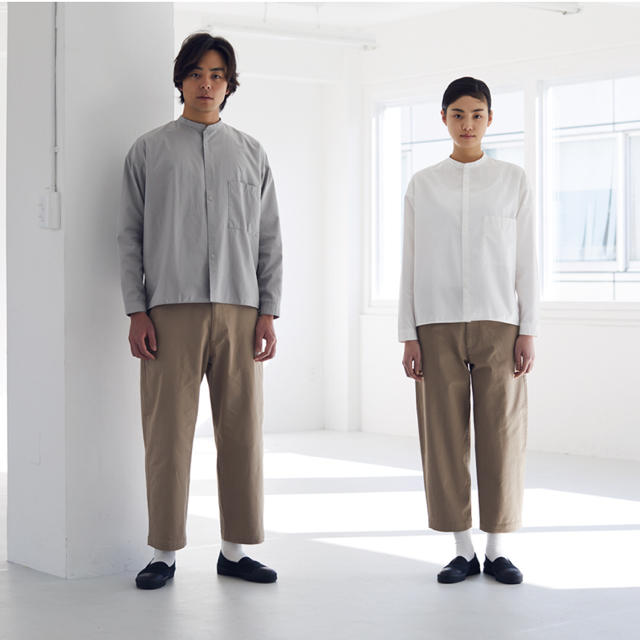 MUJI (無印良品)(ムジルシリョウヒン)のMUJI labo 綿混ワイドクロップドパンツ M メンズのパンツ(チノパン)の商品写真