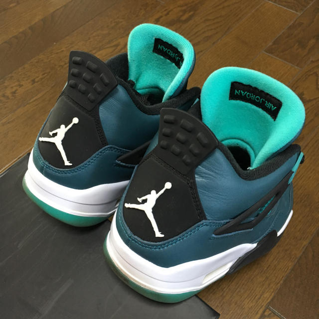 NIKE(ナイキ)の【最終値下】AIR JORDAN 4 Teal 27.5cm メンズの靴/シューズ(スニーカー)の商品写真