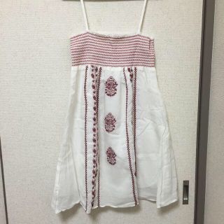 マジェスティックレゴン(MAJESTIC LEGON)のホワイト 刺繍ワンピース(ミニワンピース)