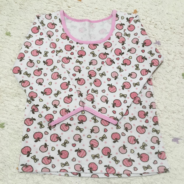 【西松屋】キルト生地シャツ110 キッズ/ベビー/マタニティのキッズ服女の子用(90cm~)(下着)の商品写真