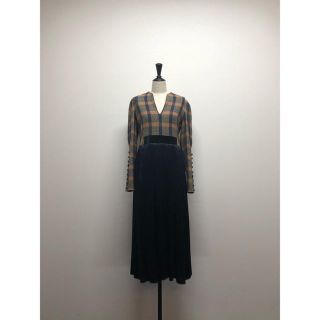 マメ(mame)のMame  Kurogouchi チェックプリーツワンピース 17AW(ロングワンピース/マキシワンピース)