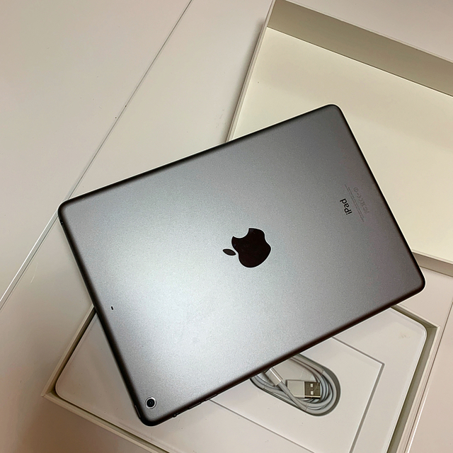 ☆iPad Air Wi-Fiモデル 16GB MD785J/B スペースグレイ