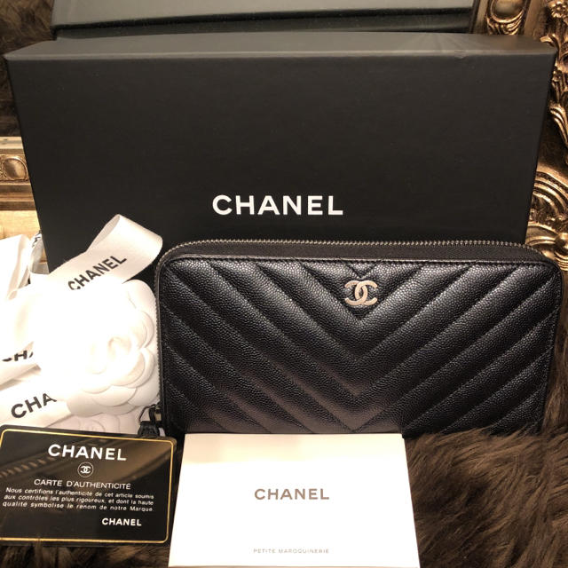 正規品✨CHANEL シャネル 長財布 Vステッチレディース