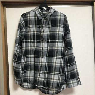 ユニクロ(UNIQLO)のチェックシャツ 長袖 M グレー(シャツ/ブラウス(長袖/七分))