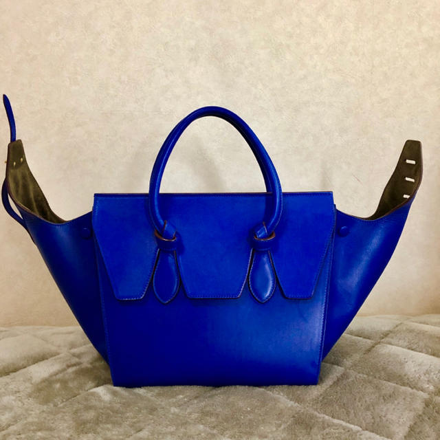 celine(セリーヌ)のmai様 セリーヌ タイバッグ レディースのバッグ(ハンドバッグ)の商品写真