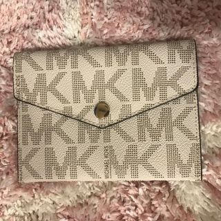 マイケルコース(Michael Kors)のマイケルコース パスポートケース(ポーチ)