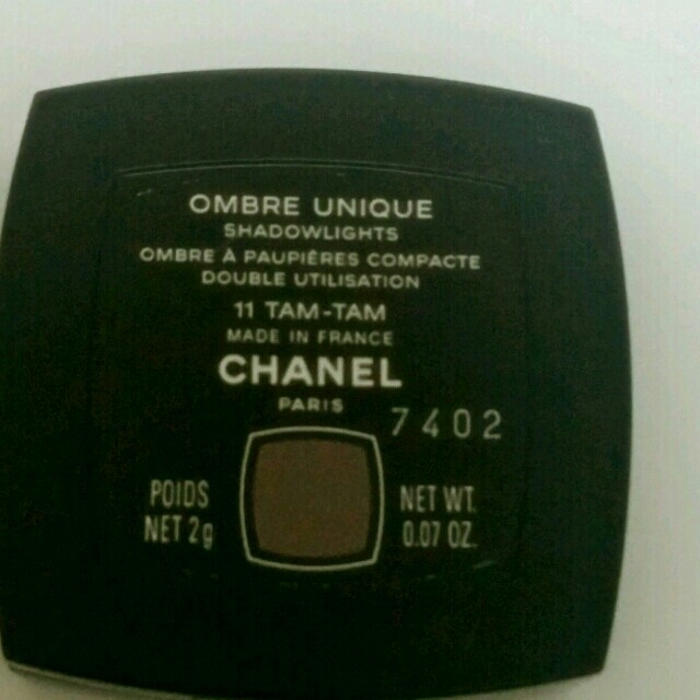 CHANEL(シャネル)のCHANELアイシャドウ コスメ/美容のベースメイク/化粧品(その他)の商品写真