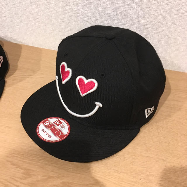 NEW ERA(ニューエラー)のニューエラ  キャップ にこちゃん メンズの帽子(キャップ)の商品写真