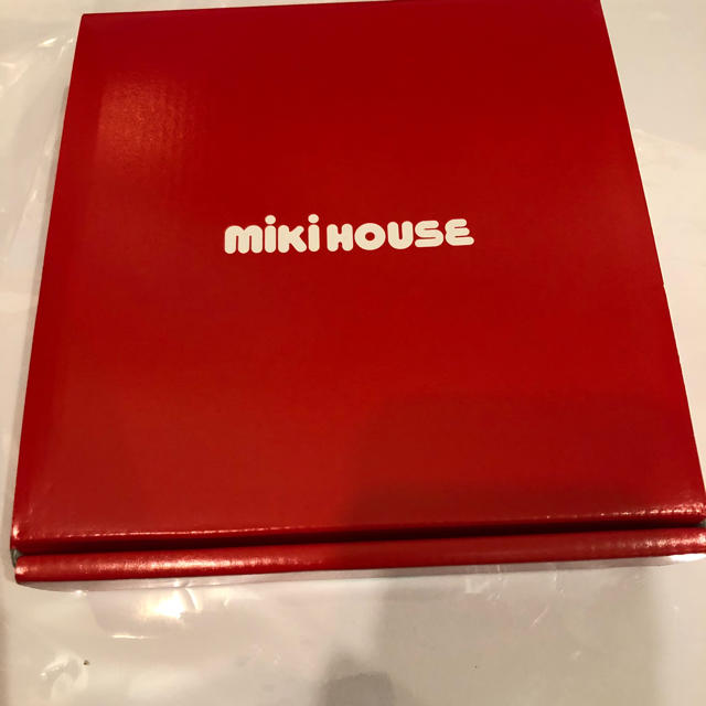 mikihouse(ミキハウス)の売り切り値下げ！ミキハウス　ノベルティ　プレート３Ｐセット エンタメ/ホビーのコレクション(ノベルティグッズ)の商品写真