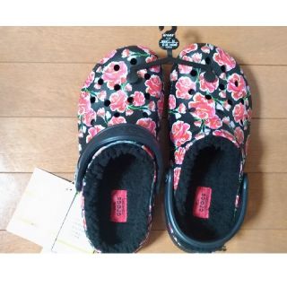 クロックス(crocs)の新品タグ付き クロックス crocs ボアクロッグ(サンダル)