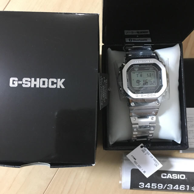 腕時計(デジタル)新品未使用 GーSHOCK GMW-B5000D-1JF ORIGIN シルバー