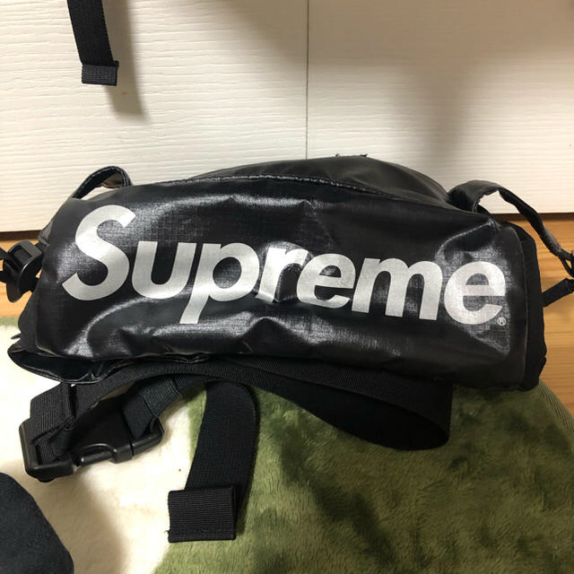 Supreme(シュプリーム)のsupreme ボディバッグ レディースのバッグ(ボディバッグ/ウエストポーチ)の商品写真