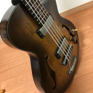 アイバニーズ(Ibanez)のアイバニーズ  セミアコ5弦ベース ibanez  AGBV205A(エレキベース)