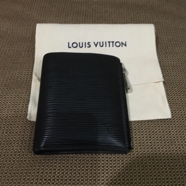 ルイヴィトン ポルトフォイユ スマートエピ 【数量限定】 18850円