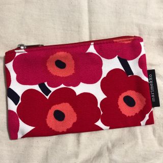 マリメッコ(marimekko)のmarimekko ポーチ(ポーチ)