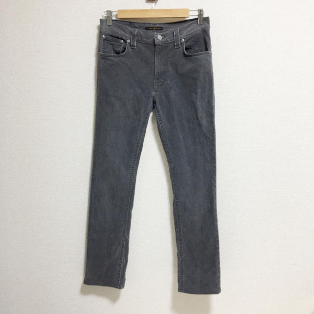 Nudie Jeans(ヌーディジーンズ)の着画あり！Nudie Jeans THIN FINN POOR BLACK 31 メンズのパンツ(デニム/ジーンズ)の商品写真