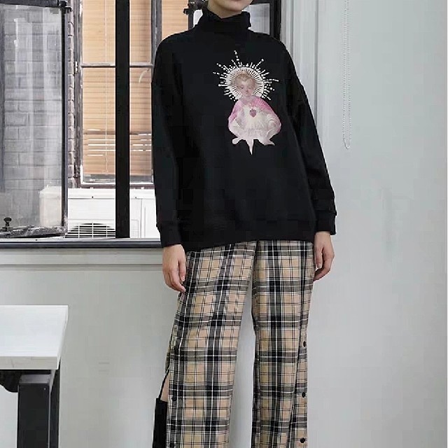 Bubbles(バブルス)のANGEL TURTLE SWEAT TOPS. レディースのトップス(トレーナー/スウェット)の商品写真