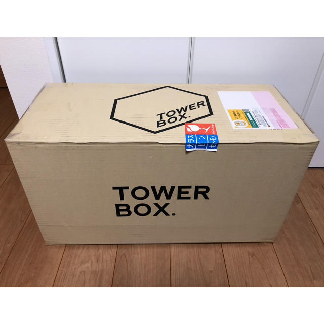 UNDEFEATED(アンディフィーテッド)のTOWER BOX NORMAL TYPE 1セット(6ケース)【新品定価以下】 インテリア/住まい/日用品の収納家具(ケース/ボックス)の商品写真