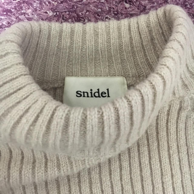 SNIDEL(スナイデル)のsnidel ニットワンピース レディースのワンピース(ミニワンピース)の商品写真