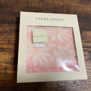 ローラアシュレイ(LAURA ASHLEY)のローラアシュレイのハンドタオル(ハンカチ)