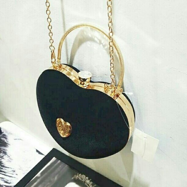 merry jenny(メリージェニー)のheart emblem chain bag. レディースのバッグ(ショルダーバッグ)の商品写真