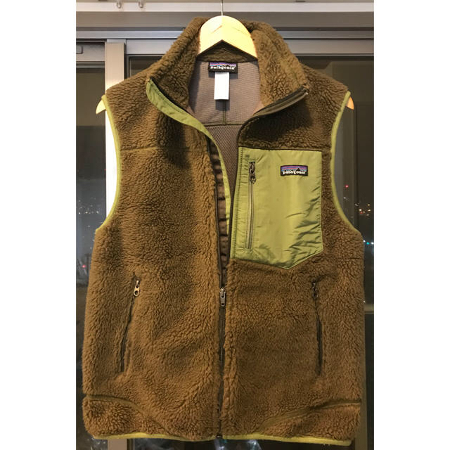 美品メンズ(S)サイズ patagonia パタゴニア レトロx ベストのサムネイル