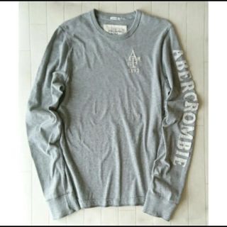 アバクロンビーアンドフィッチ(Abercrombie&Fitch)のAbercrombie&Fitch 長袖Tシャツ Lサイズ(Tシャツ/カットソー(七分/長袖))