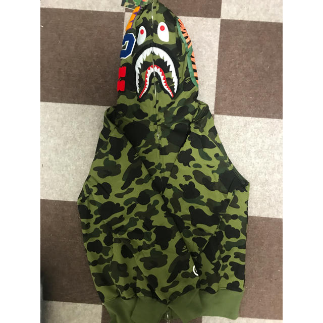 A BATHING APE(アベイシングエイプ)のa bathing ape シャークパーカーL メンズのトップス(パーカー)の商品写真