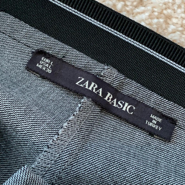 ZARA(ザラ)のZARA サイドラインパンツ レディースのパンツ(カジュアルパンツ)の商品写真