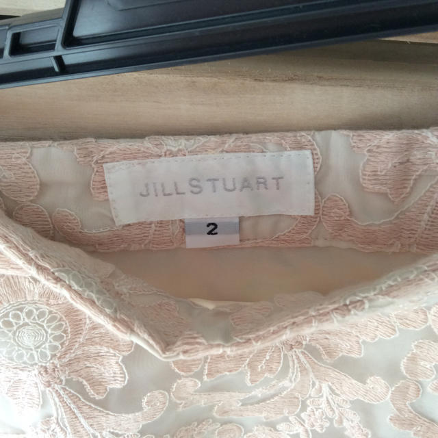 JILLSTUART(ジルスチュアート)のジルスチュアート 刺繍フレアスカート ピンク レディースのスカート(ひざ丈スカート)の商品写真