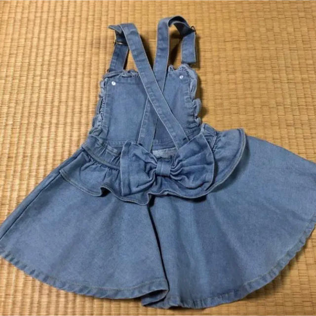 babyGAP(ベビーギャップ)の専用★ Bee バックリボン ジャンパースカート 90 キッズ/ベビー/マタニティのキッズ服女の子用(90cm~)(ワンピース)の商品写真