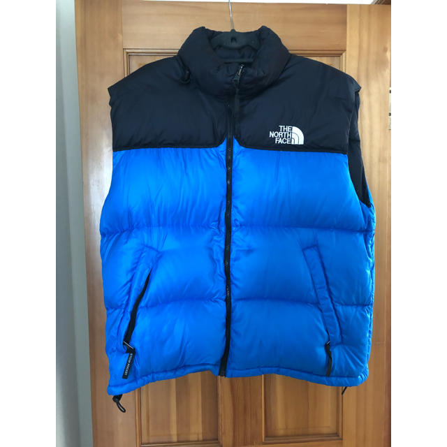 THE NORTH FACE(ザノースフェイス)の美品 THE NORTH FACE ダウンべスト ヌプシ メンズのジャケット/アウター(ダウンベスト)の商品写真